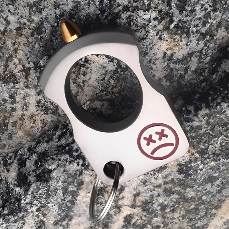 2+2 GRATIS | DefenseGuard™ Schlüsselanhänger - Erhöhen Sie Ihre Sicherheit und Bequemlichkeit unterwegs!
