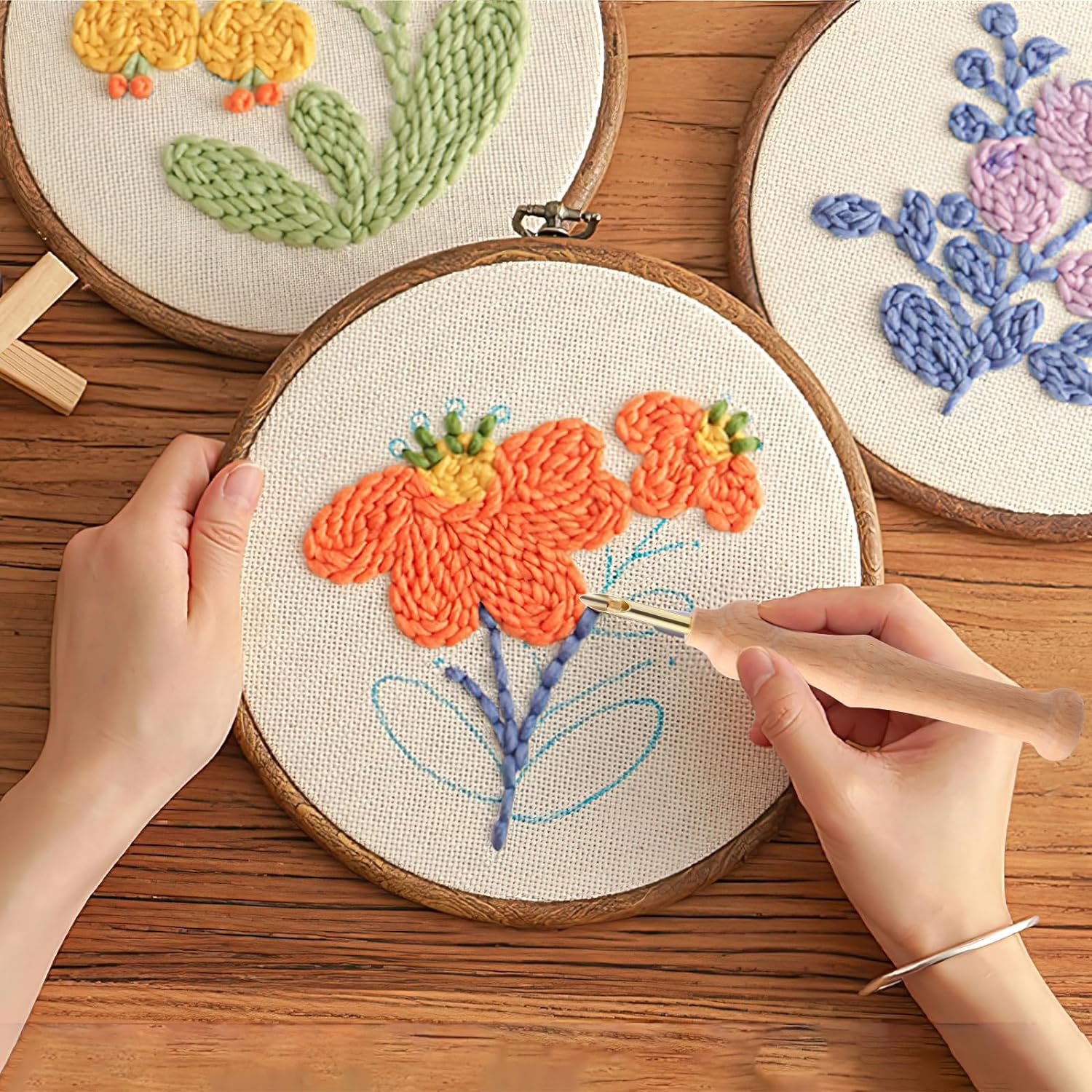 NÄHPROFI™ runder Stickrahmen mit vorgefertigtem Blumenmuster – einfaches, durchgehendes Sticken und Punchen für Einsteiger und Profis.
