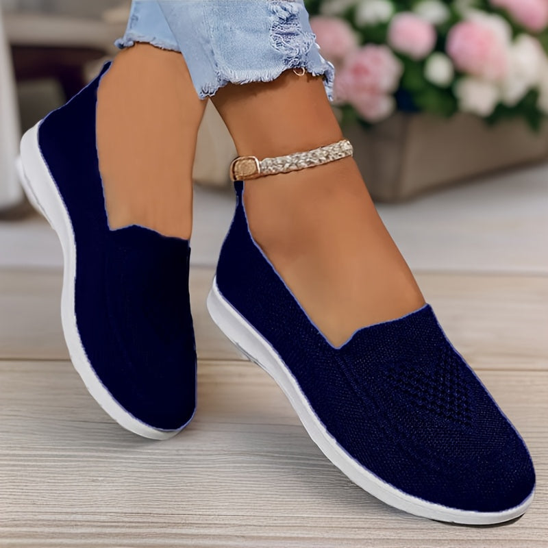 Damen-Slip-On-Sneaker in verschiedenen Farben aus atmungsaktivem Strickmaterial mit weißer Sohle – bequem und modisch für Alltag und Freizeit