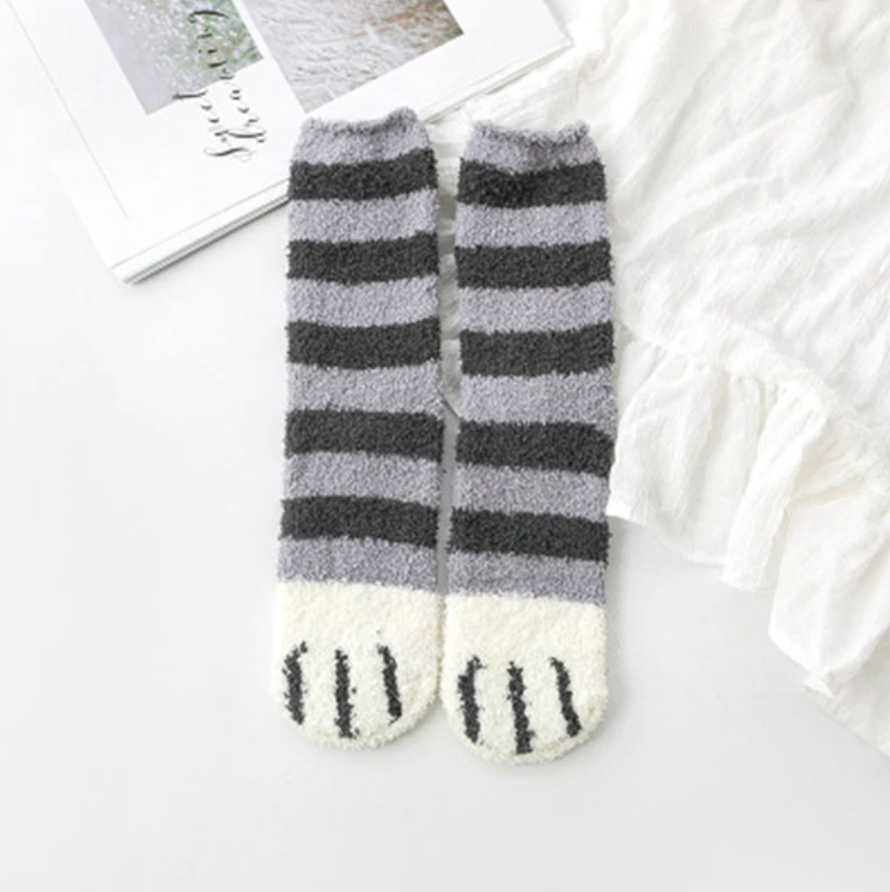 2+1 GRATIS | CottonPaw™ - Realistische Socken in Tierpfotenform
