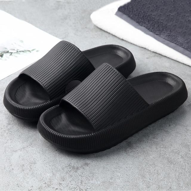 Bequeme Damen- und Herren-Badeslipper in Rosa, Gelb und Orange – rutschfeste Sommer-Hausschuhe aus leichtem EVA-Material