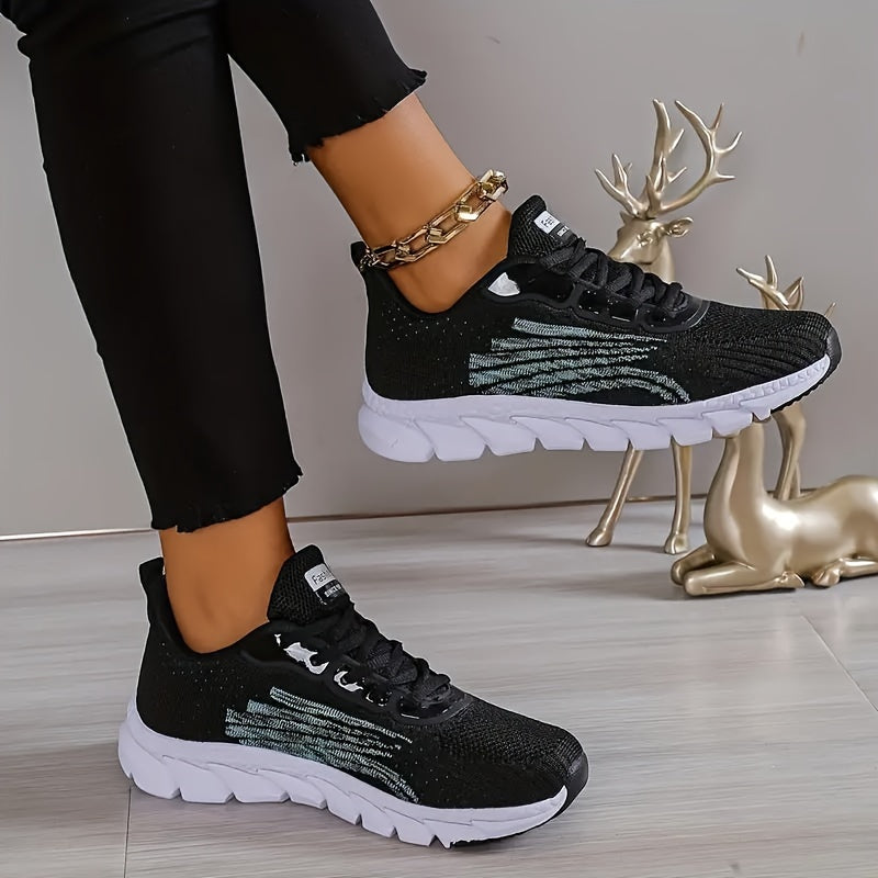 Damen-Sneaker in Weiß – atmungsaktive Sportschuhe mit Mesh-Obermaterial und rutschfester Sohle