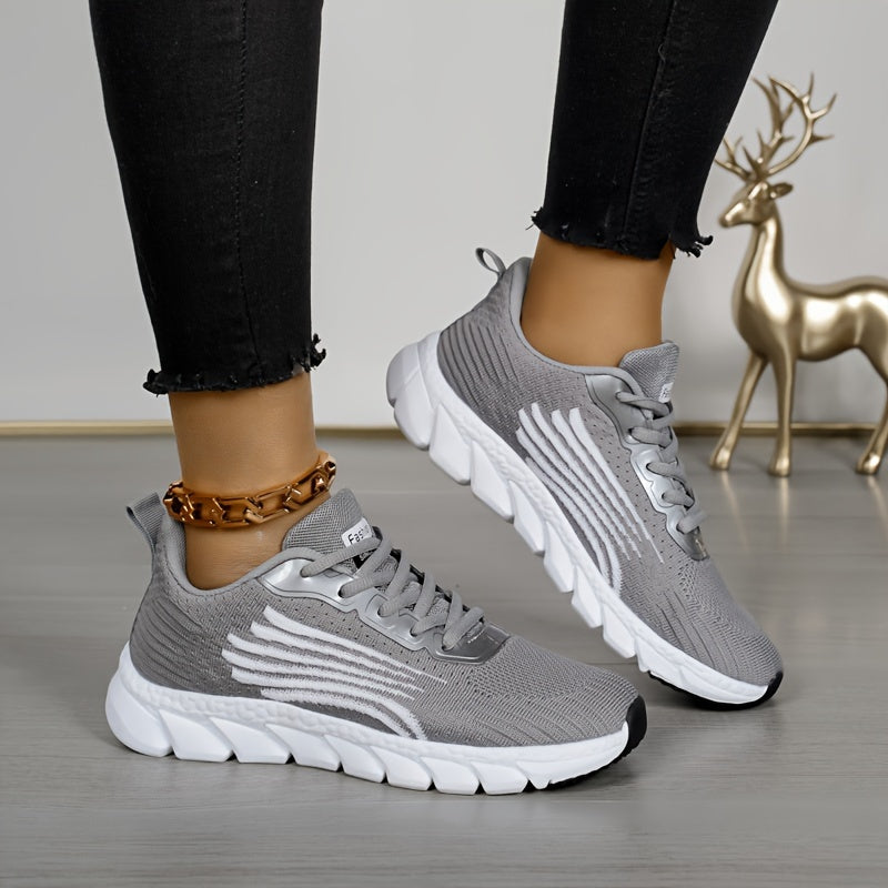 Damen-Sneaker in Weiß – atmungsaktive Sportschuhe mit Mesh-Obermaterial und rutschfester Sohle