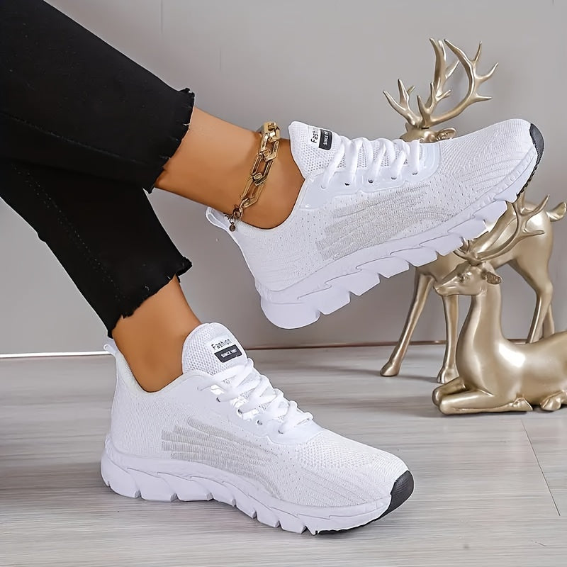 Damen-Sneaker in Weiß – atmungsaktive Sportschuhe mit Mesh-Obermaterial und rutschfester Sohle