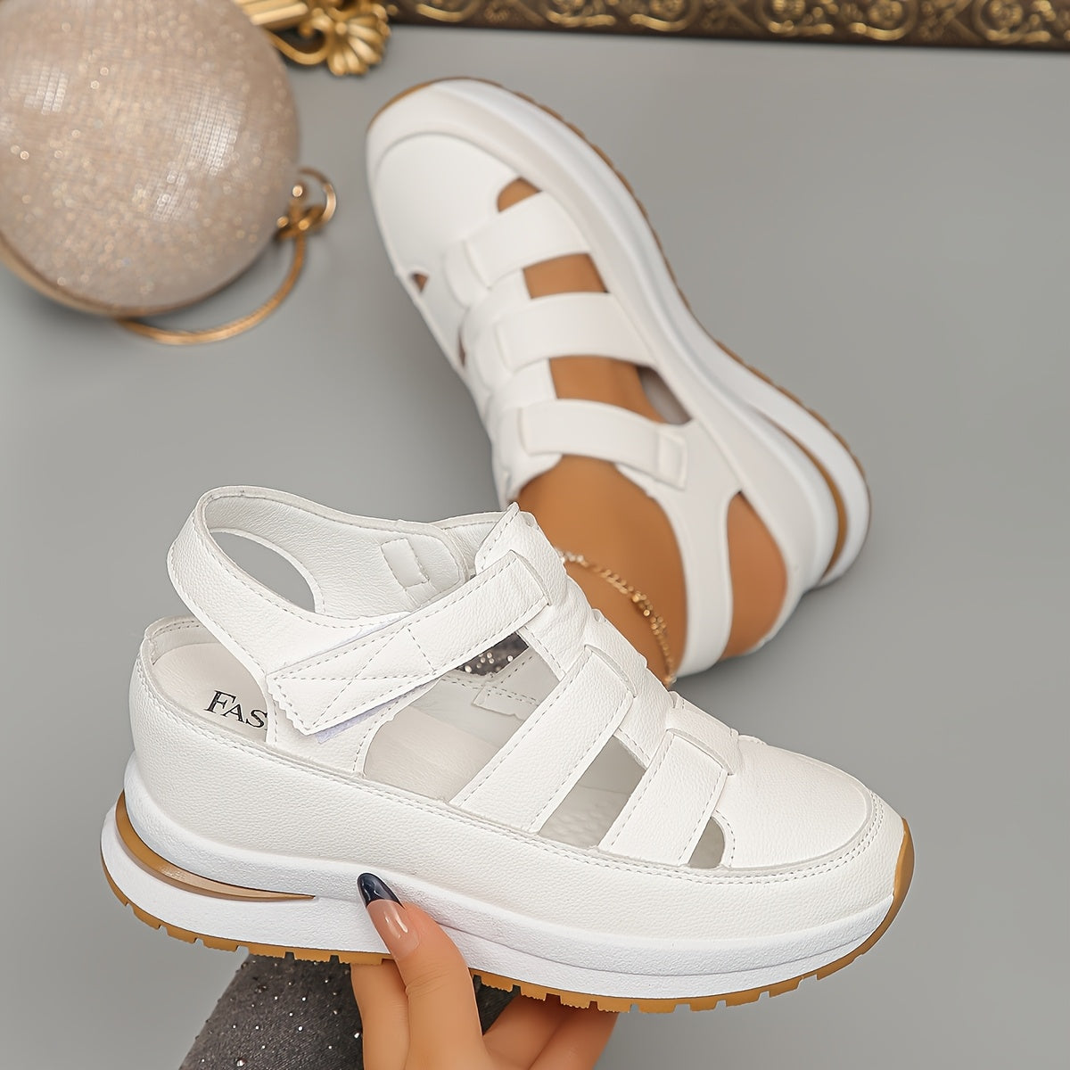 1+1 GRATIS | BellaRise® | Orthopädische Plateausandalen