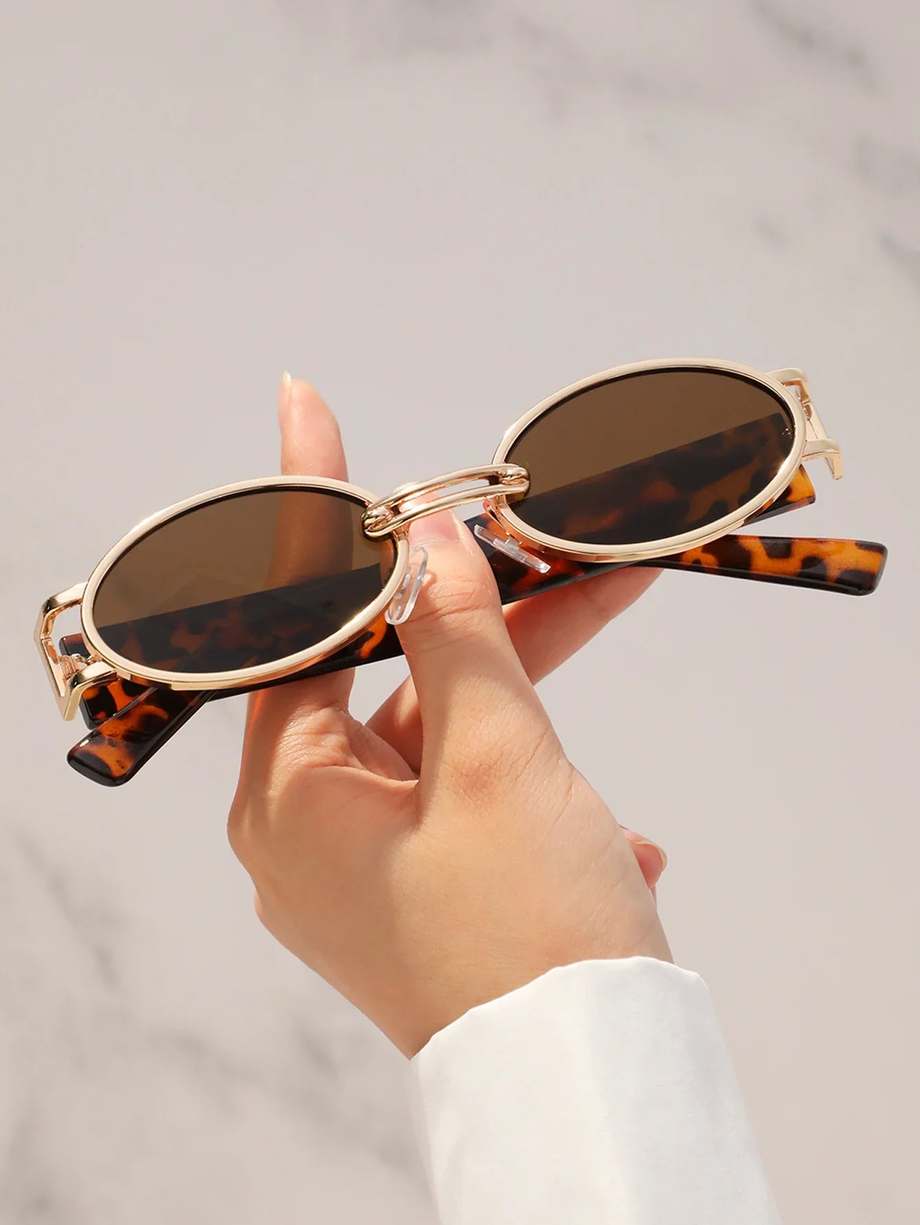 BelezaaChic | Sonnenbrille mit Goldrahmen