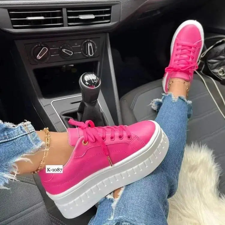 Strivana™ | Tough Turnschuhe