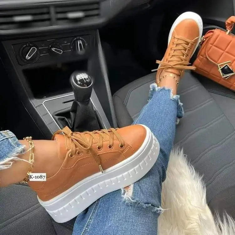 Strivana™ | Tough Turnschuhe