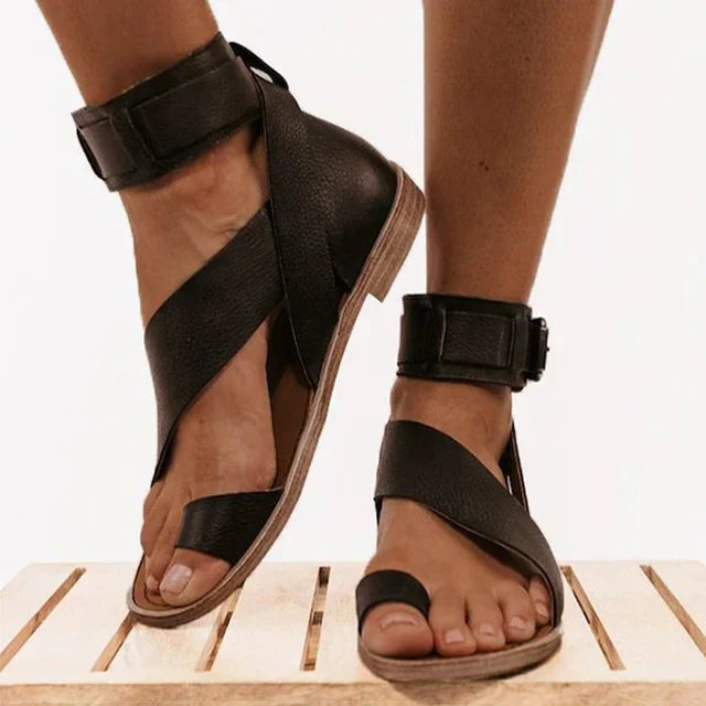 50% RABATT | Stravina™ | Sandalen mit umlaufenden Riemen