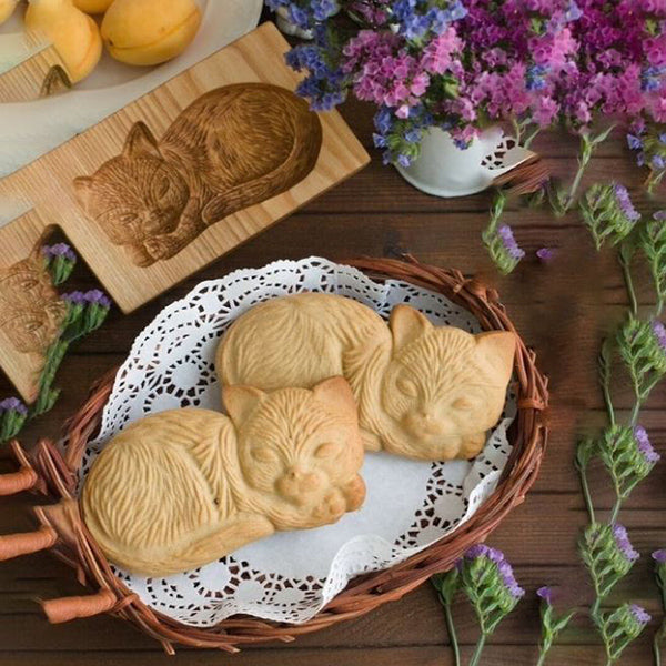 BakeCarve® | PressForm Embossing Cookie Cutter – Engraved Wooden Molds for Pastries