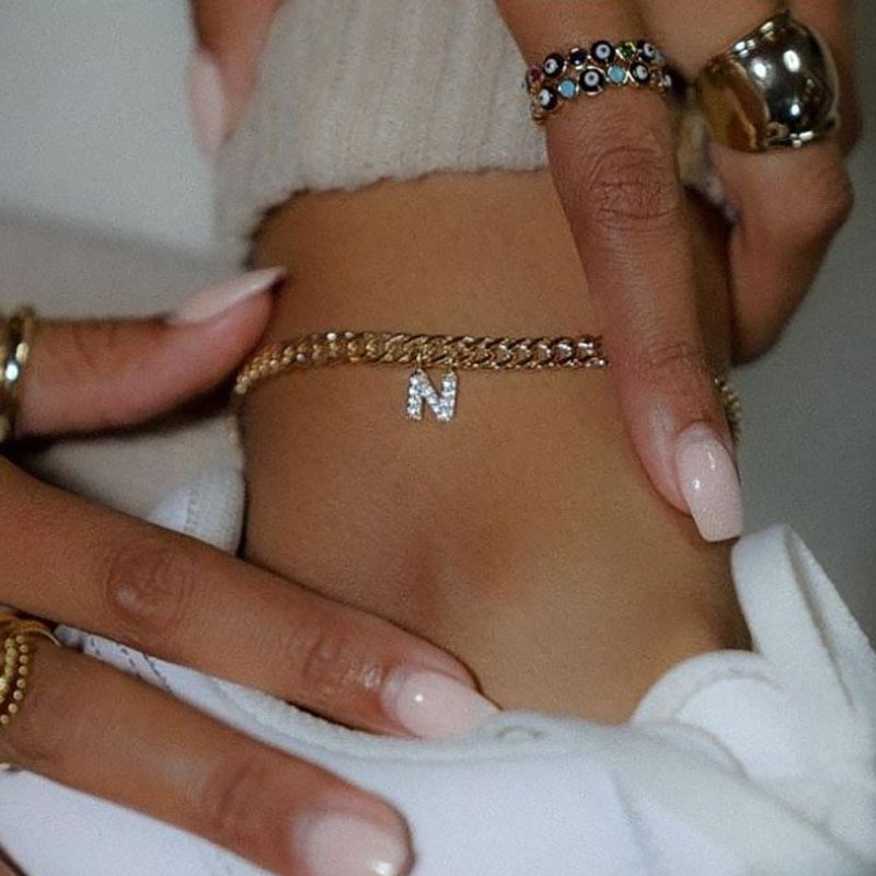 LuxeLetter™ | Einzigartiges Crystal Letter Knöchelarmband Gold
