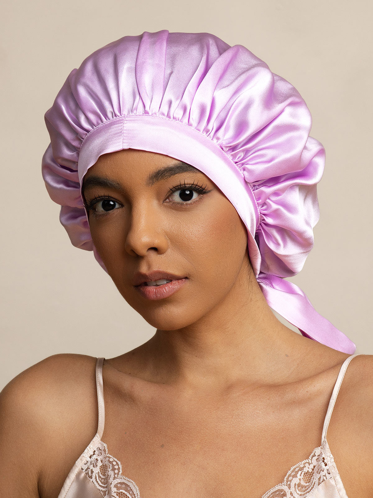 SilkShield® | Die wasserdichte Duschhaube für trockenes Haar bei jedem Bad