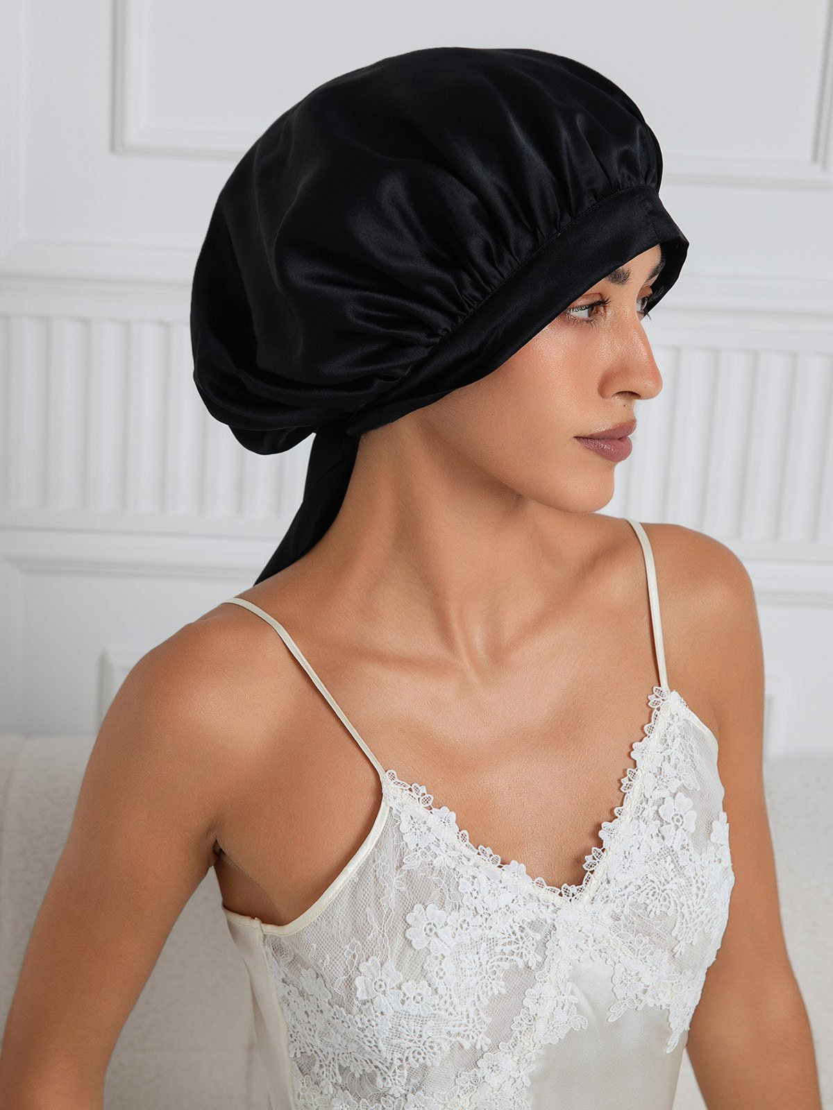 SilkShield® | Die wasserdichte Duschhaube für trockenes Haar bei jedem Bad