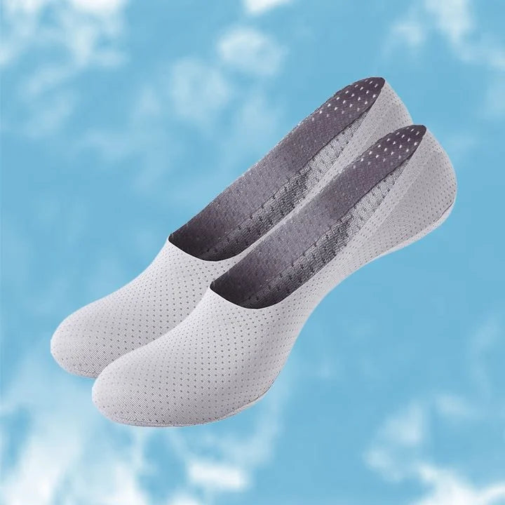FrostStep™ | Atmungsaktive Eis-Seiden-Socken