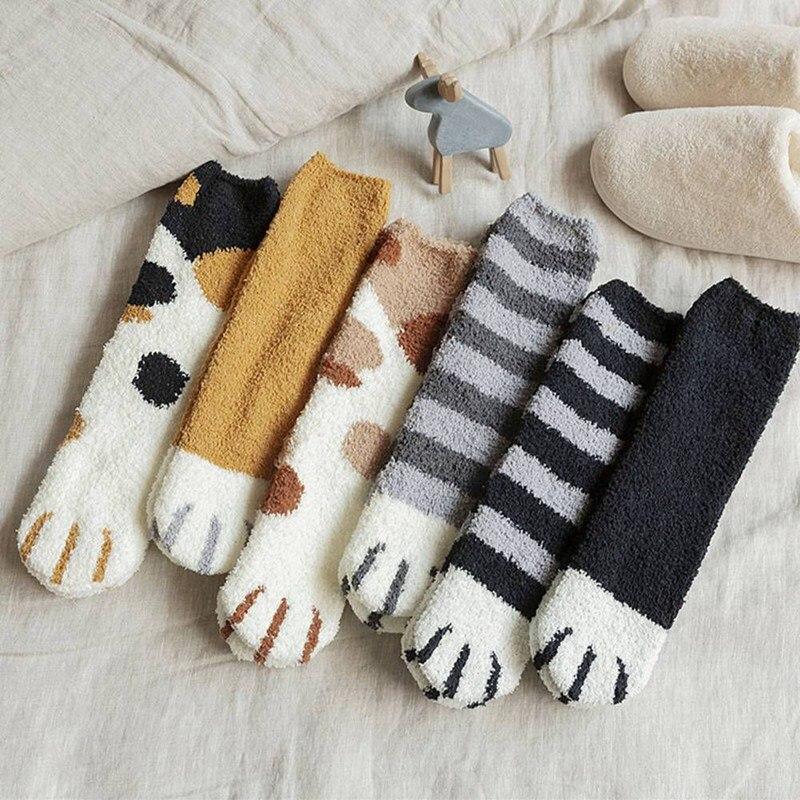 2+1 GRATIS | CottonPaw™ - Realistische Socken in Tierpfotenform