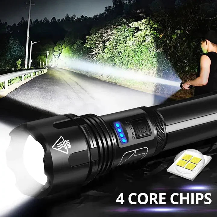 Ultrahelle LED Taschenlampe wiederaufladbar mit 4 Core Chips, wasserdichte taktische Taschenlampe für Outdoor, Camping, Wandern und Notfälle