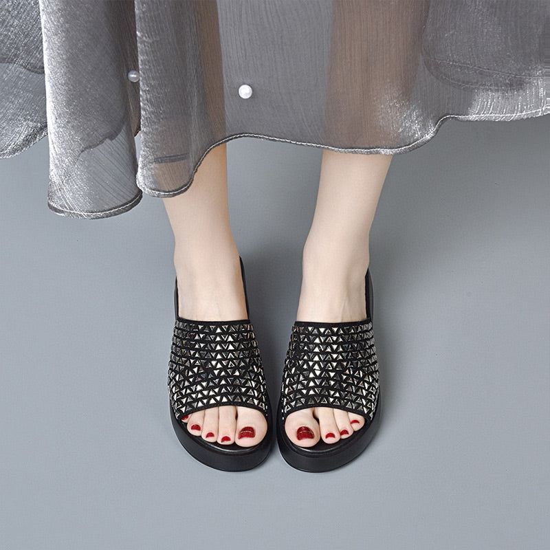 ShineLift™ | 2025 Neues Design, Glänzende Sandalen mit Keilabsatz für Damen