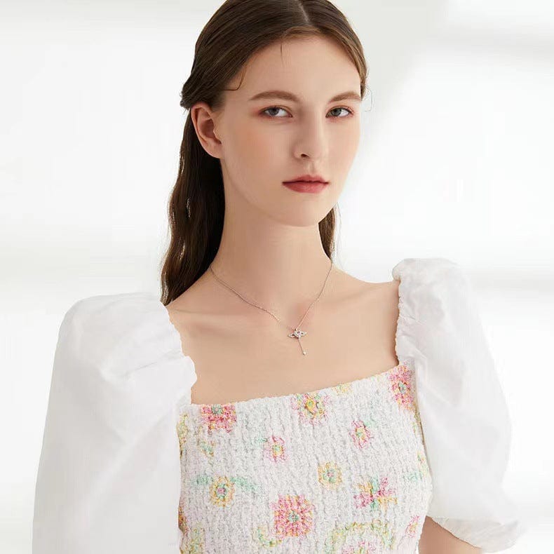 Thirza™ | Elegante Halskette mit Engelsflügeln