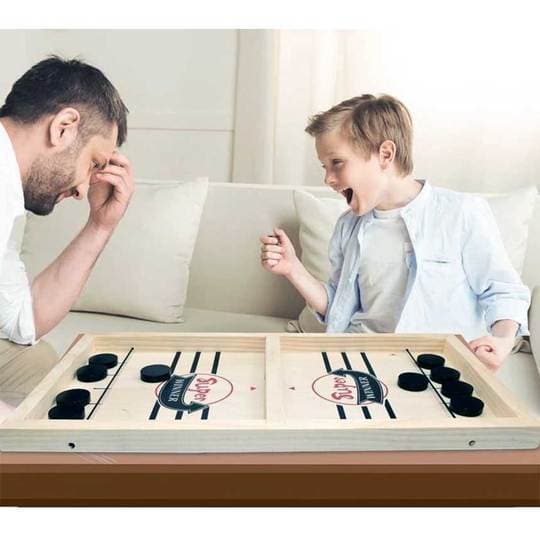 WoodGlide® | TableHockey Holz-Tischspiel – kompakt, langlebig & umweltfreundlich