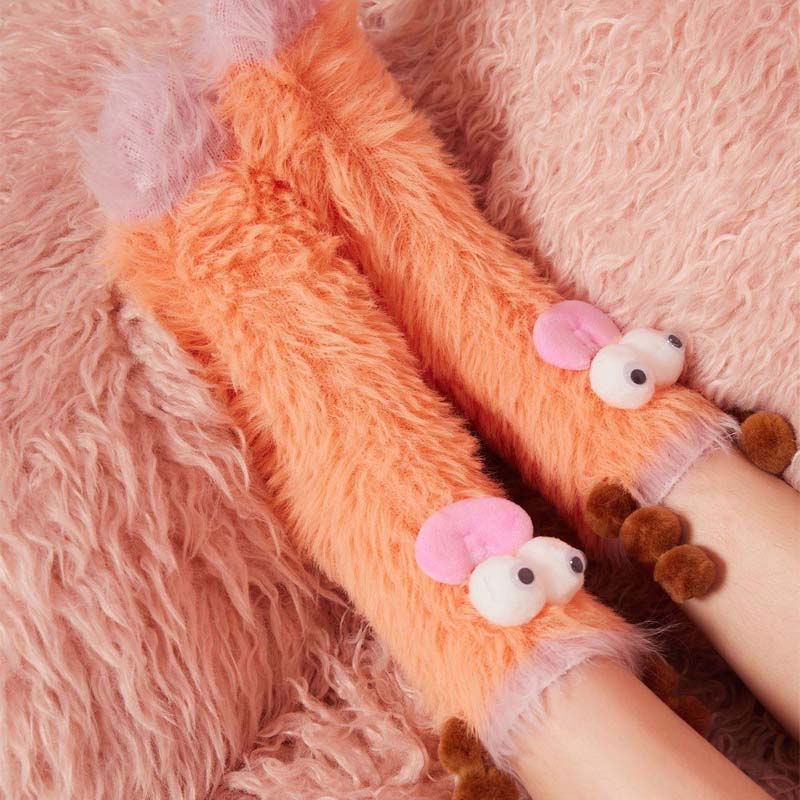 2+1 GRATIS | WhimsyToes™ - Plüschsocken in lustigen Designs