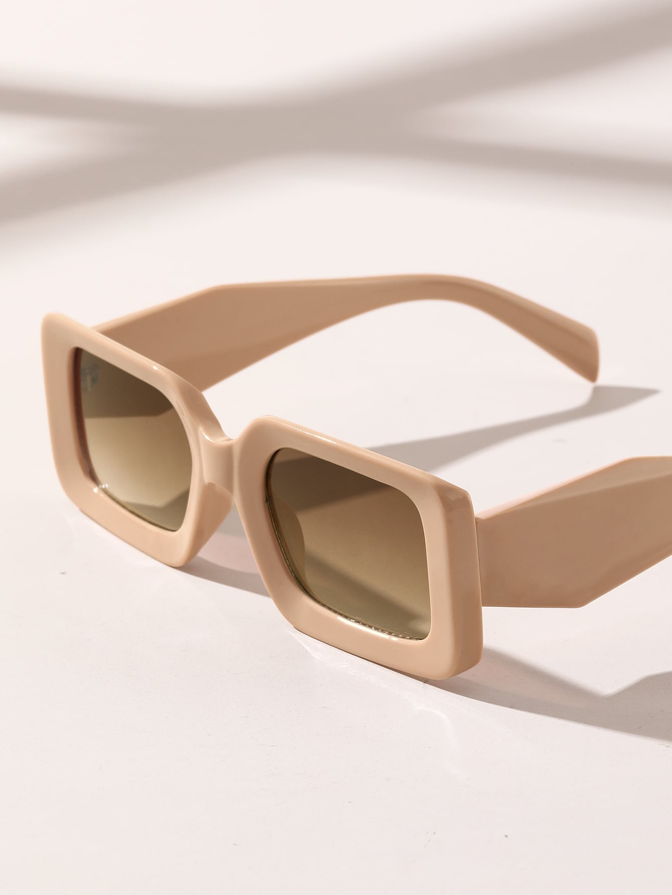 MetroFrame | Mode Brille mit quadratischem Rahmen