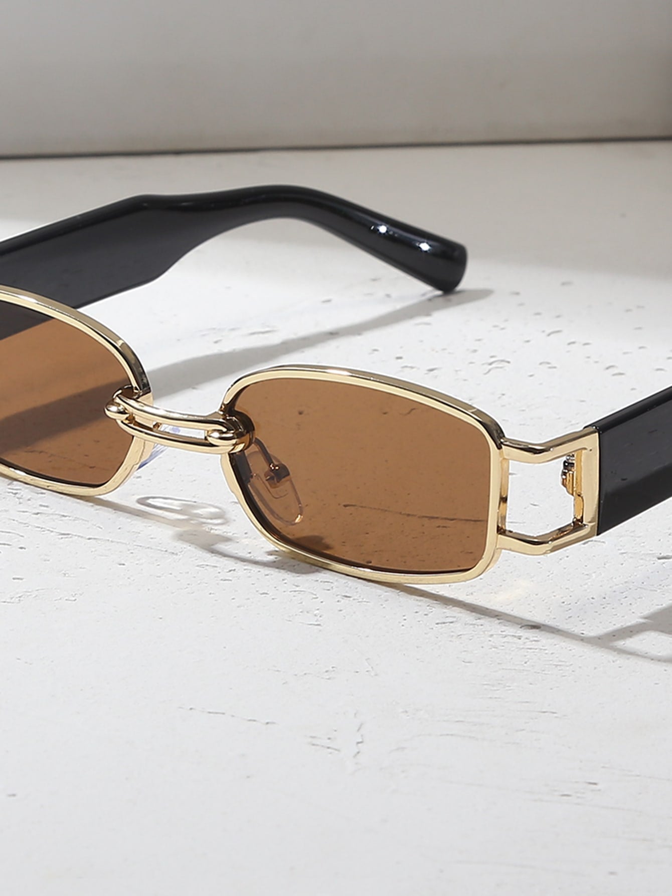 50% RABATT | BeachGlare | Mode Brille mit metallischem Rahmen