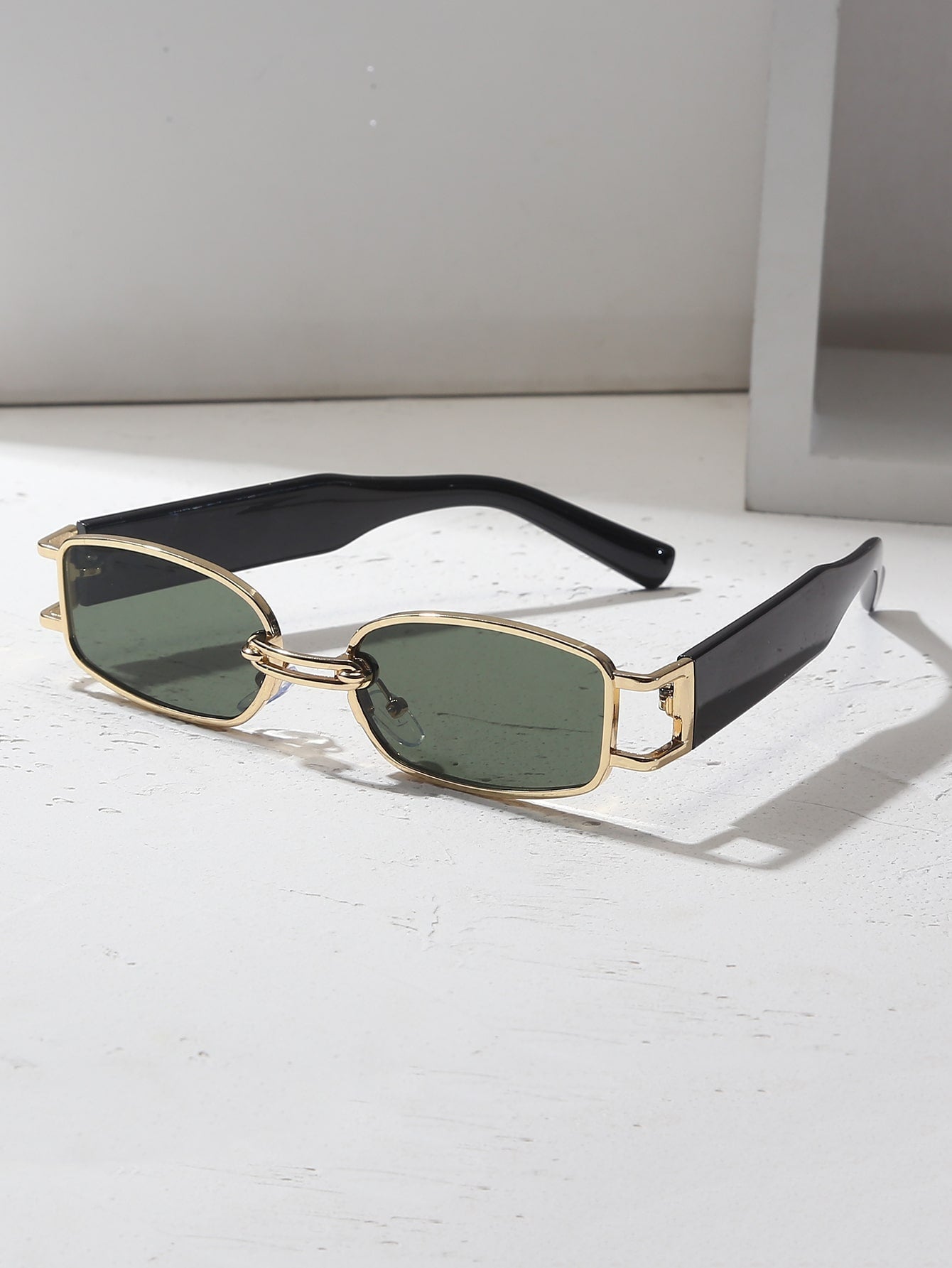 50% RABATT | BeachGlare | Mode Brille mit metallischem Rahmen