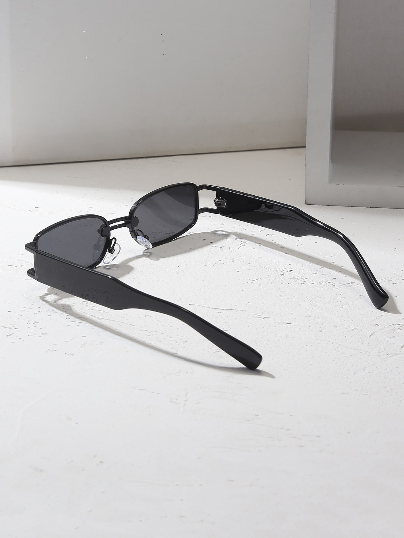 50% RABATT | BeachGlare | Mode Brille mit metallischem Rahmen