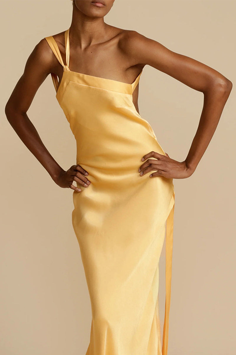 50% RABATT | LuneVelour™ | Satin-Kleid mit schrägem Kragen