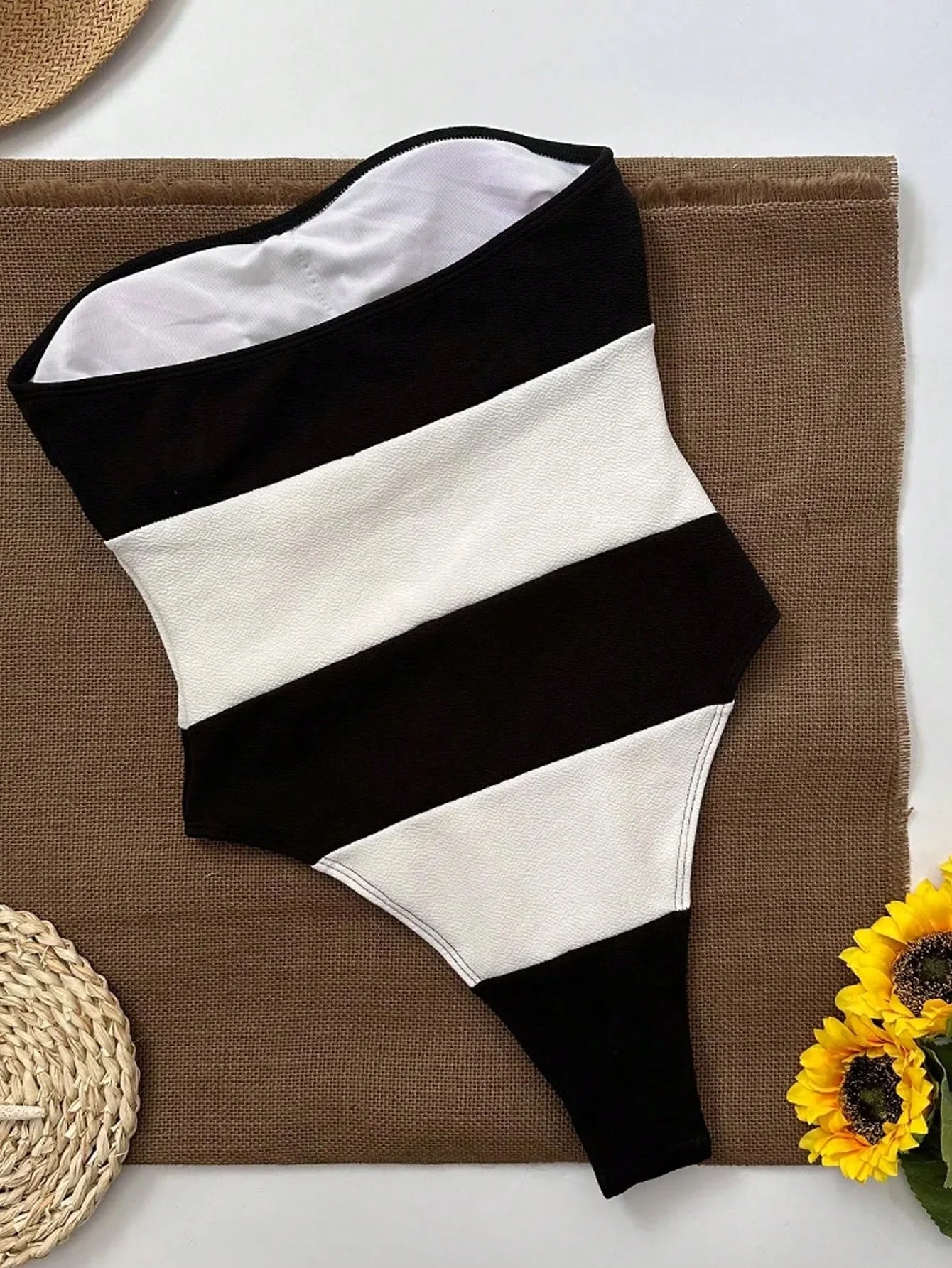 MarinaStripe® | Trägerloser Einteiler
