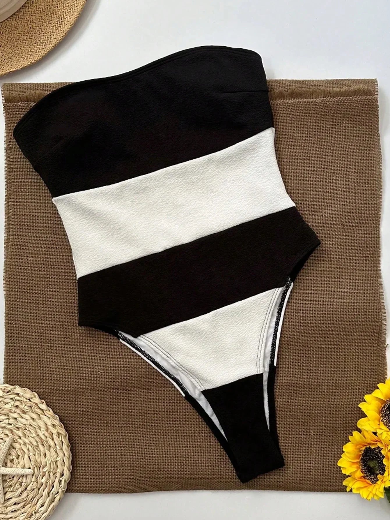 MarinaStripe® | Trägerloser Einteiler