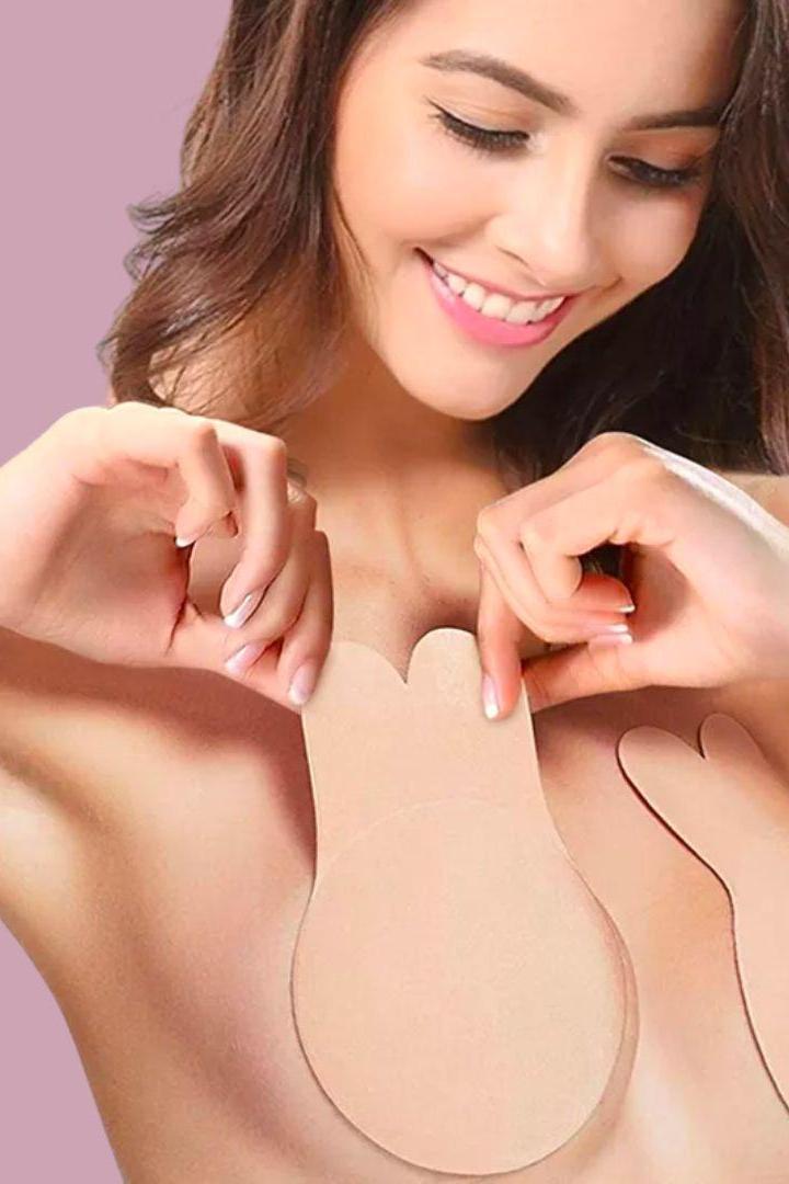 Selbstklebende unsichtbare BH Cups für Damen mit Push Up Effekt