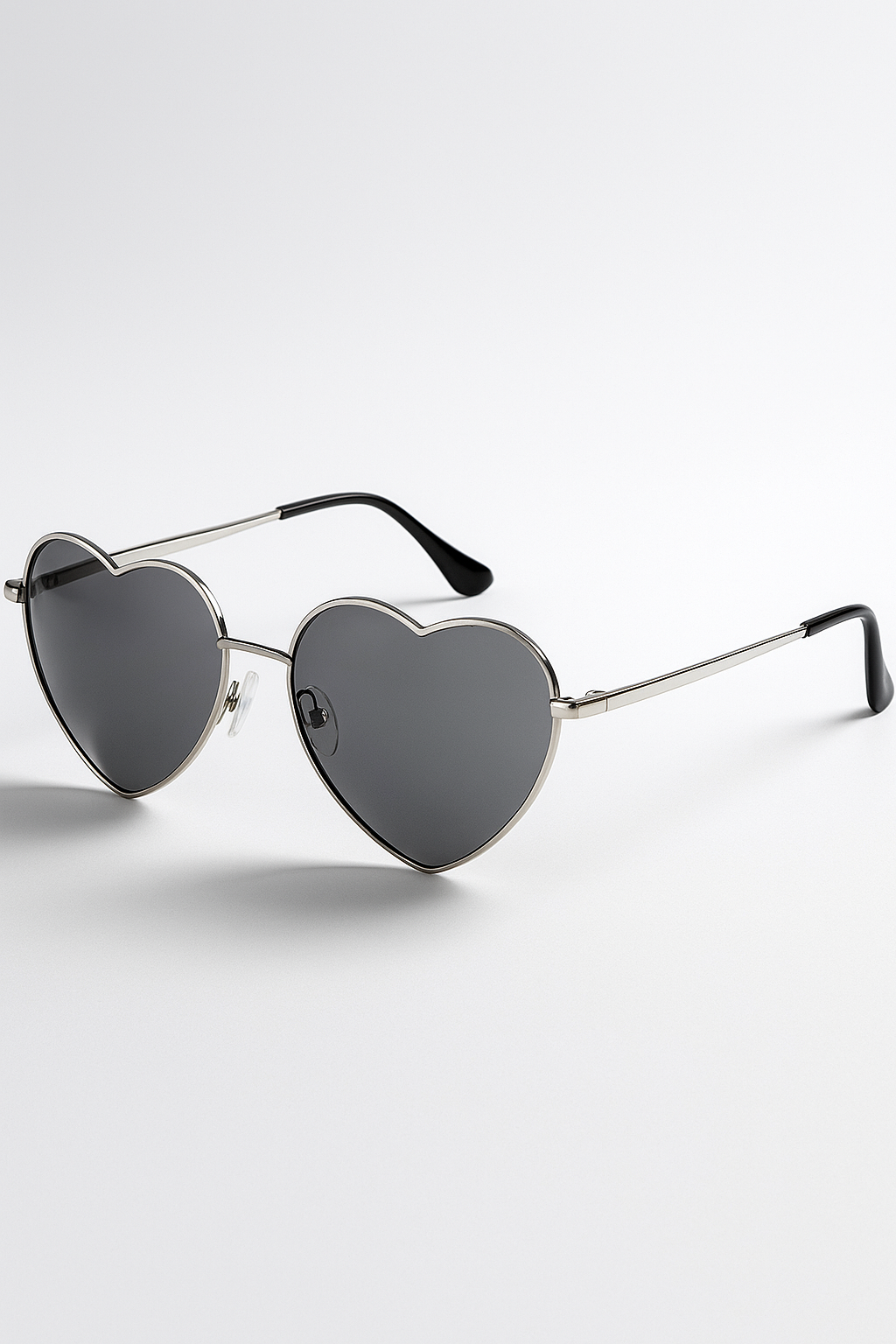 50% RABATT | Lovique™ | Farbverlaufs-Sonnenbrille in Herzform
