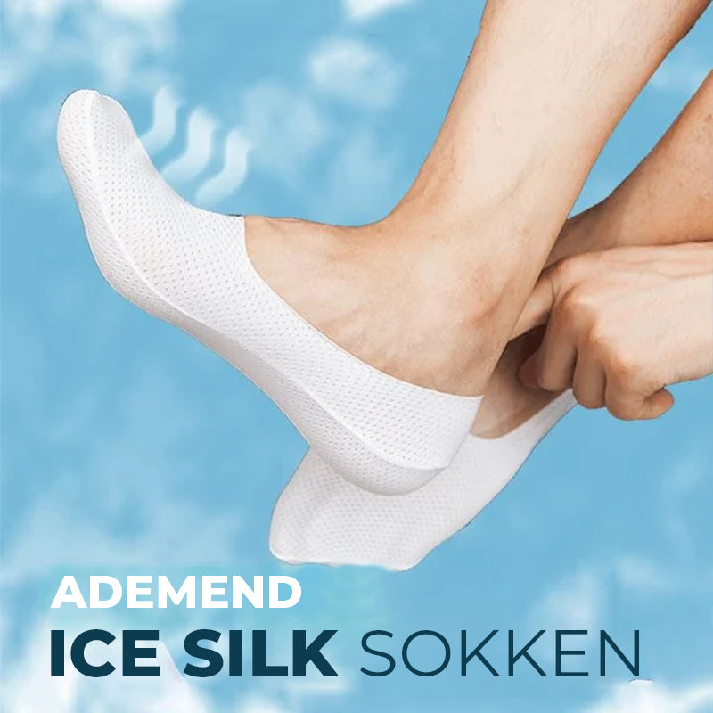 FrostStep™ | Atmungsaktive Eis-Seiden-Socken