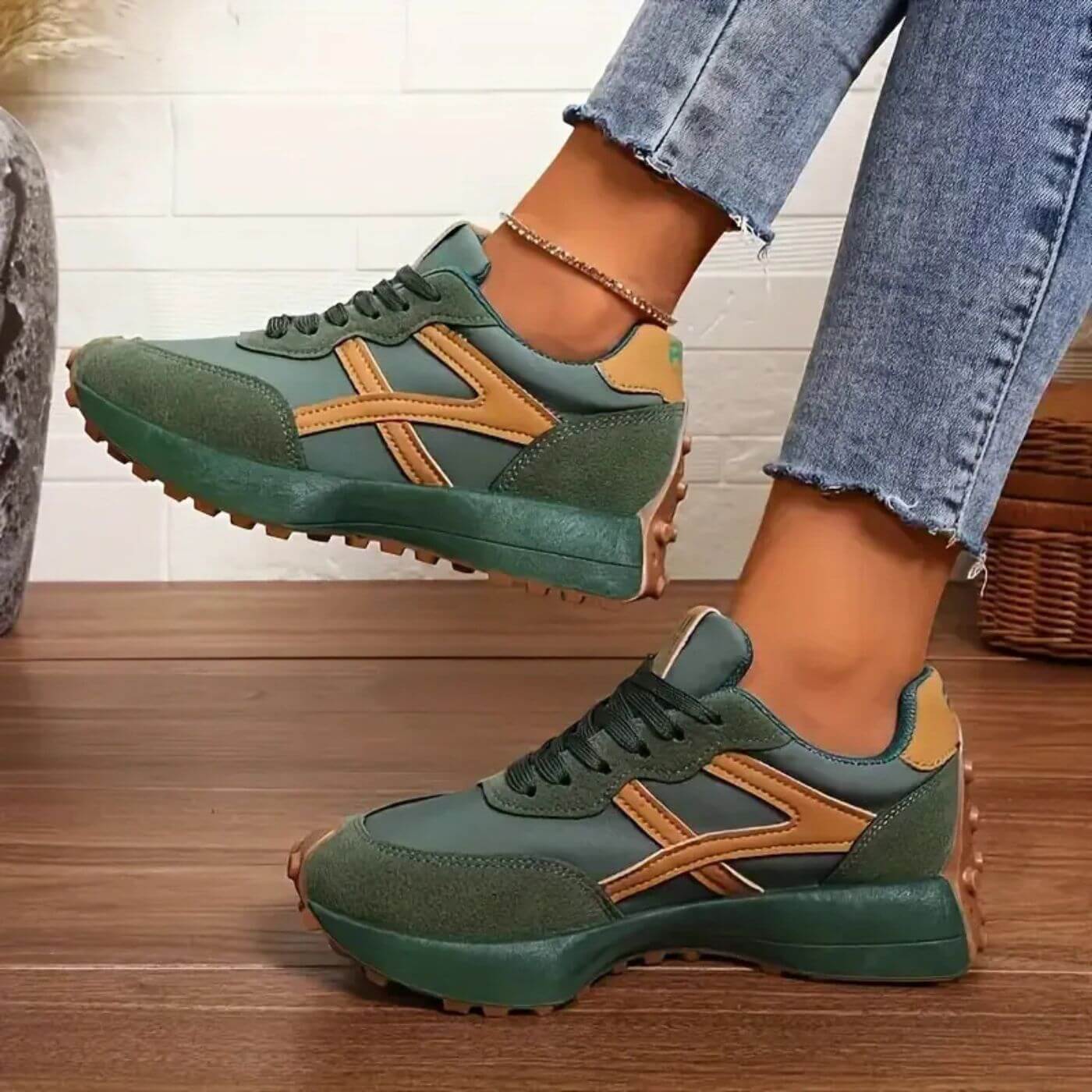 50% RABATT | Greta | Bequeme, rutschfeste Turnschuhe für Damen