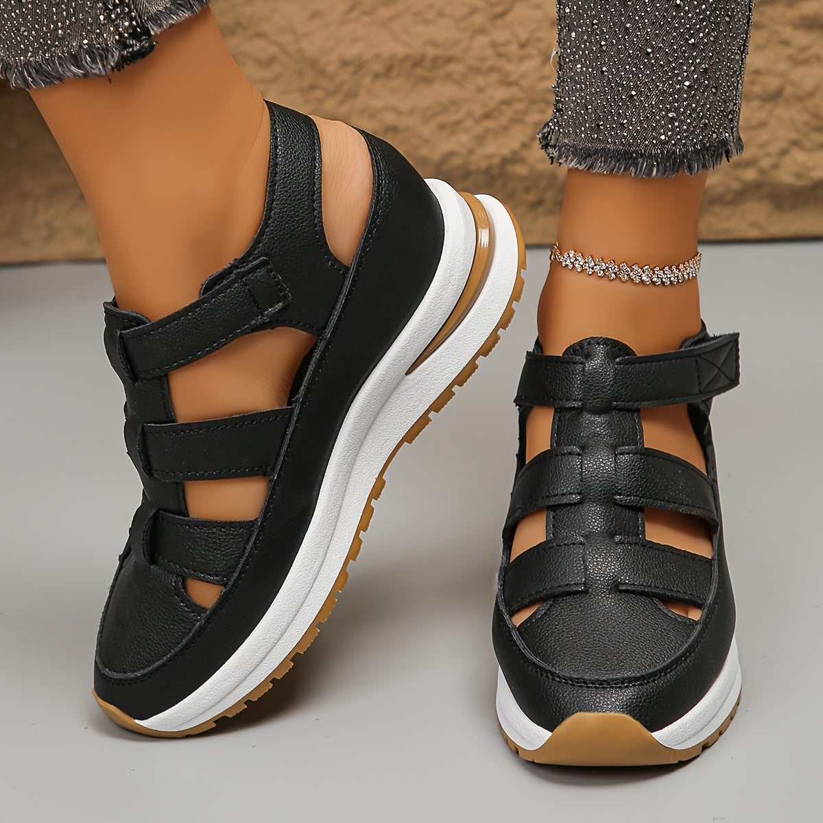 Damen Sportsandalen schwarz mit Klettverschluss – bequeme Sommer Sneaker Sandalen mit dicker Sohle für Freizeit, Reisen und Alltag