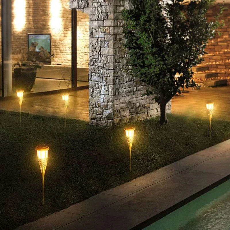 1+4 GRATIS | FlareGlow™ | Flammenoptik LED Gartenleuchten Solarbetrieben