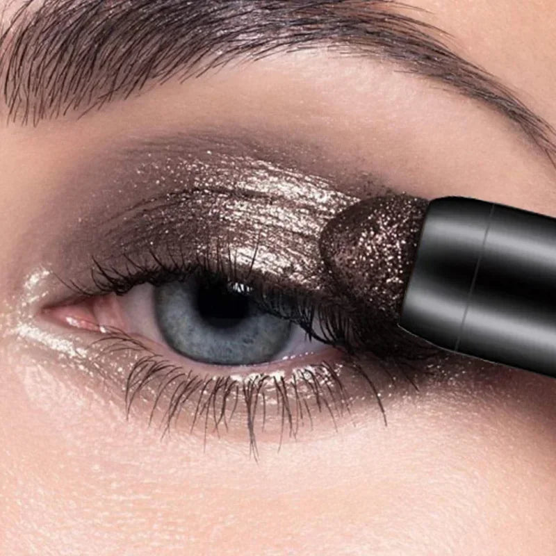 GlamGlow | Wasserfester Lidschatten-Stift mit lang anhaltendem Glanz