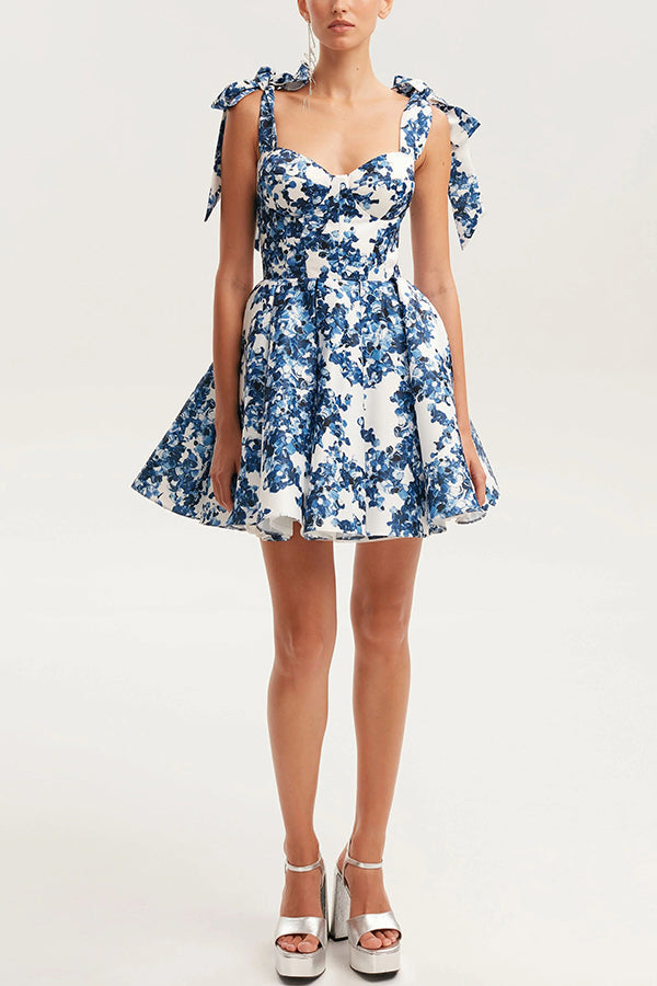 50% RABATT | Charmora™ | Garten Eden Floral Print Mini-Kleid