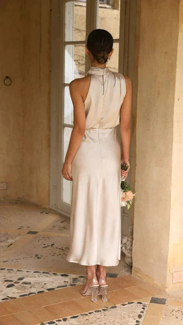 50% RABATT | Belle | Glänzendes langes Kleid