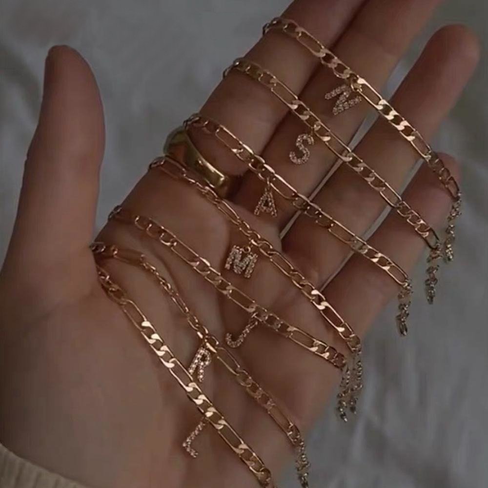 LuxeLetter™ | Einzigartiges Crystal Letter Knöchelarmband Gold