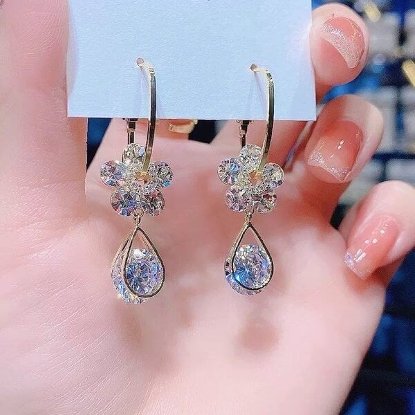 1+1 GRATIS | CrystalPetal™ | Blumen-Kristall-Ohrringe