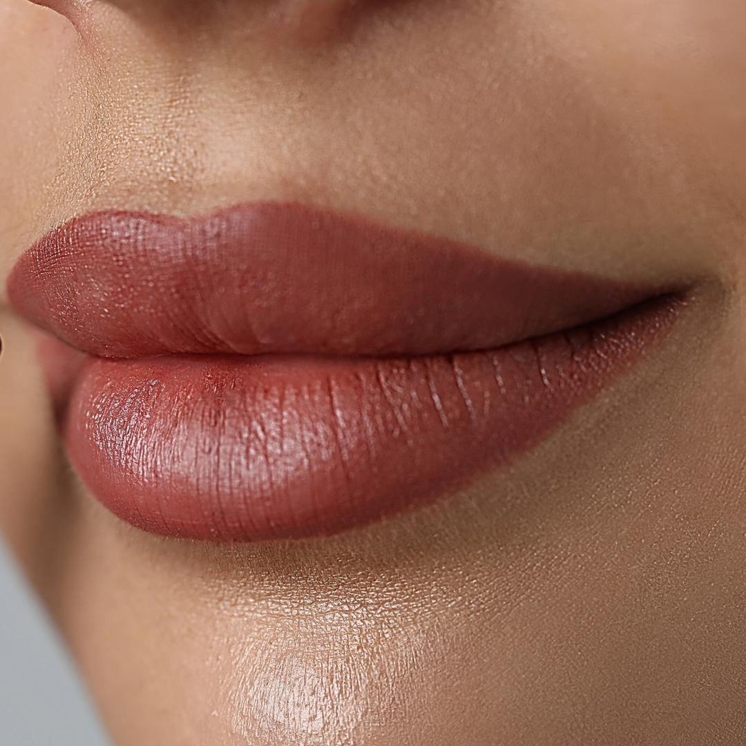 1+1 GRATIS | KussPrint™  | Sofort Vollere Lippen, Keine Nadeln Erforderlich