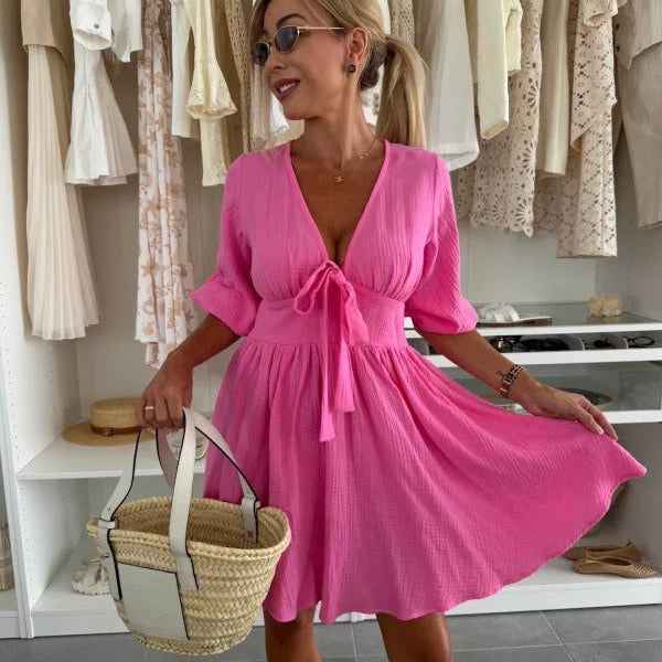 Froncelia™ | Kurzes Kleid mit gerafftem Ausschnitt & Puffärmeln